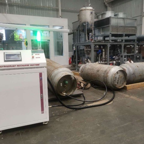 CM8600 ExS Gas Injection Machine Refrigerant Charging Station